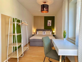 Modernes Apartment mit Balkon